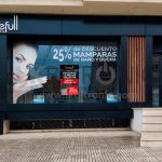 diferencias entre pantalla publicidad exteriores y de escaparate